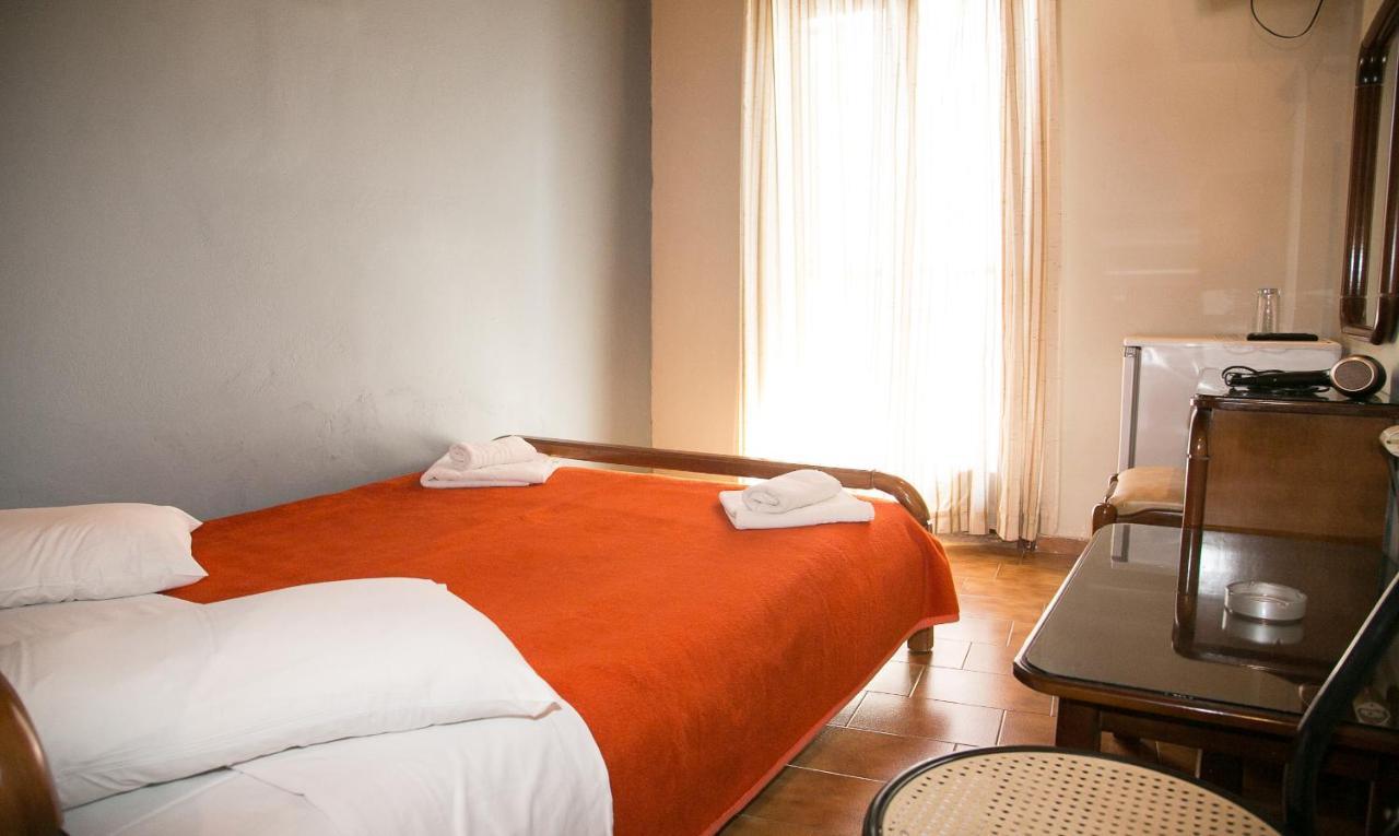 Petania Hotel & Apartments Ликсури Экстерьер фото