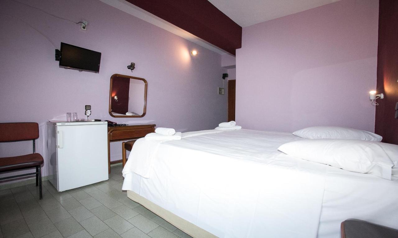 Petania Hotel & Apartments Ликсури Экстерьер фото