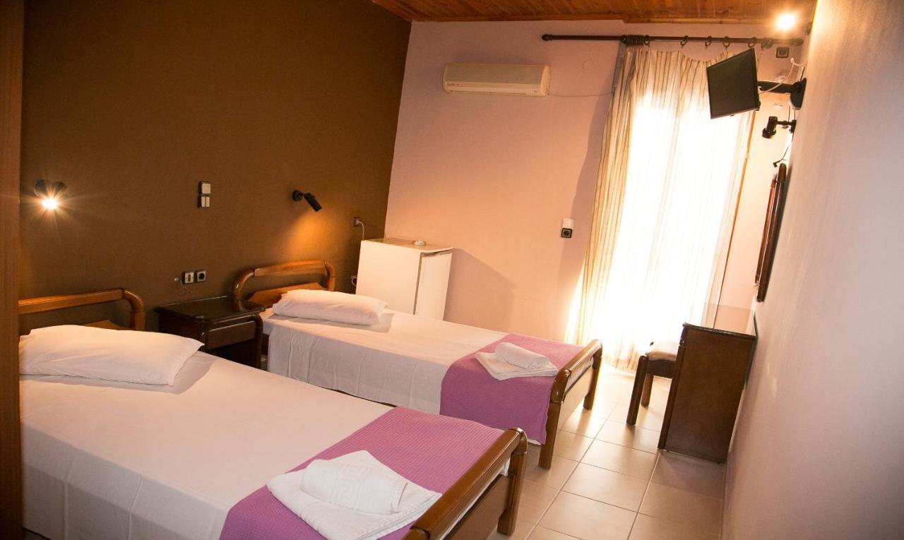 Petania Hotel & Apartments Ликсури Экстерьер фото