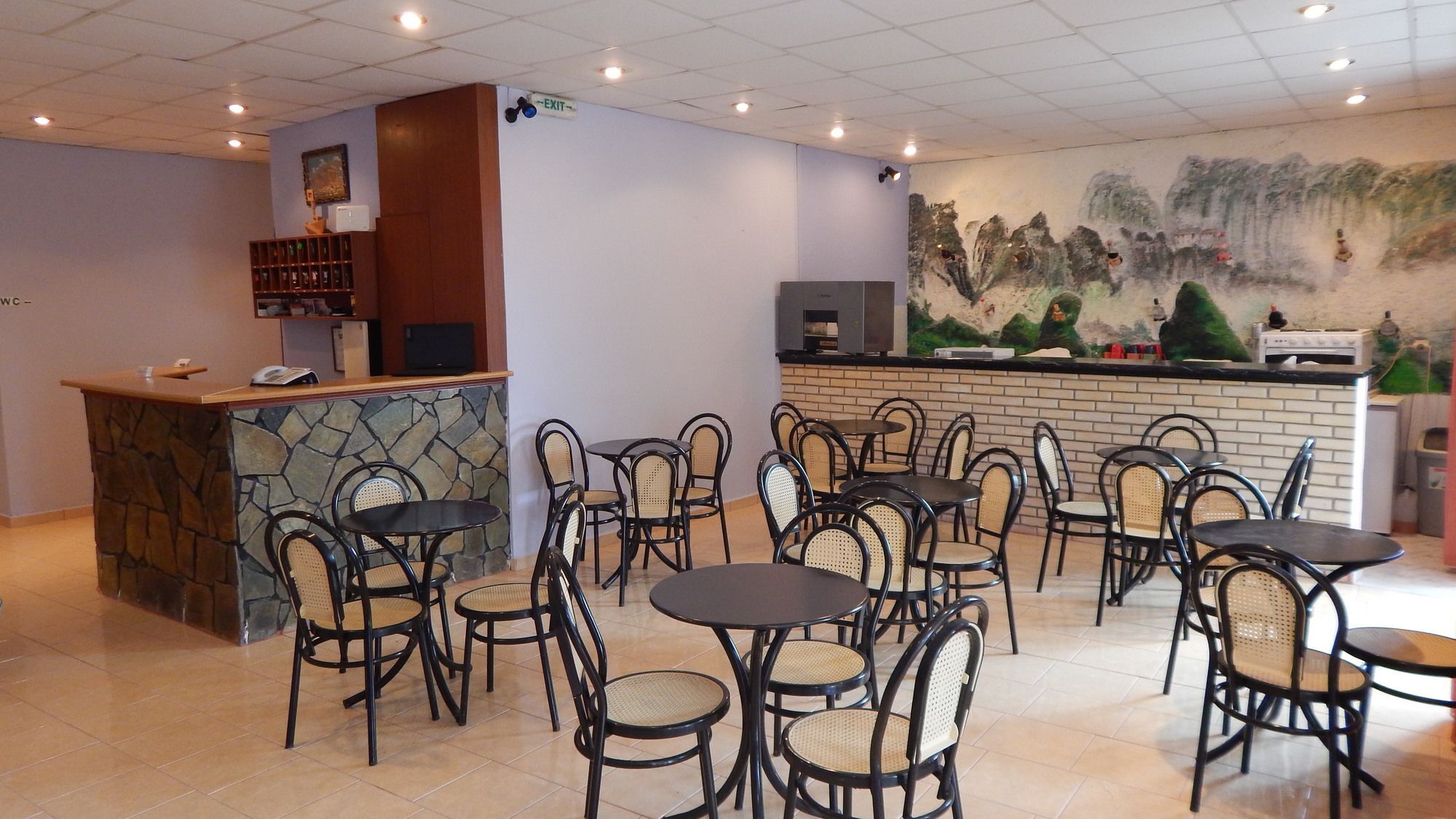 Petania Hotel & Apartments Ликсури Экстерьер фото
